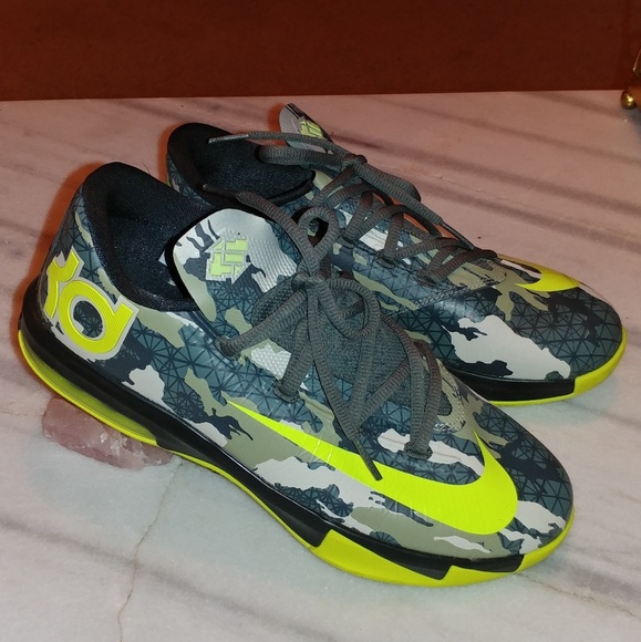 kevin durant camo shoes